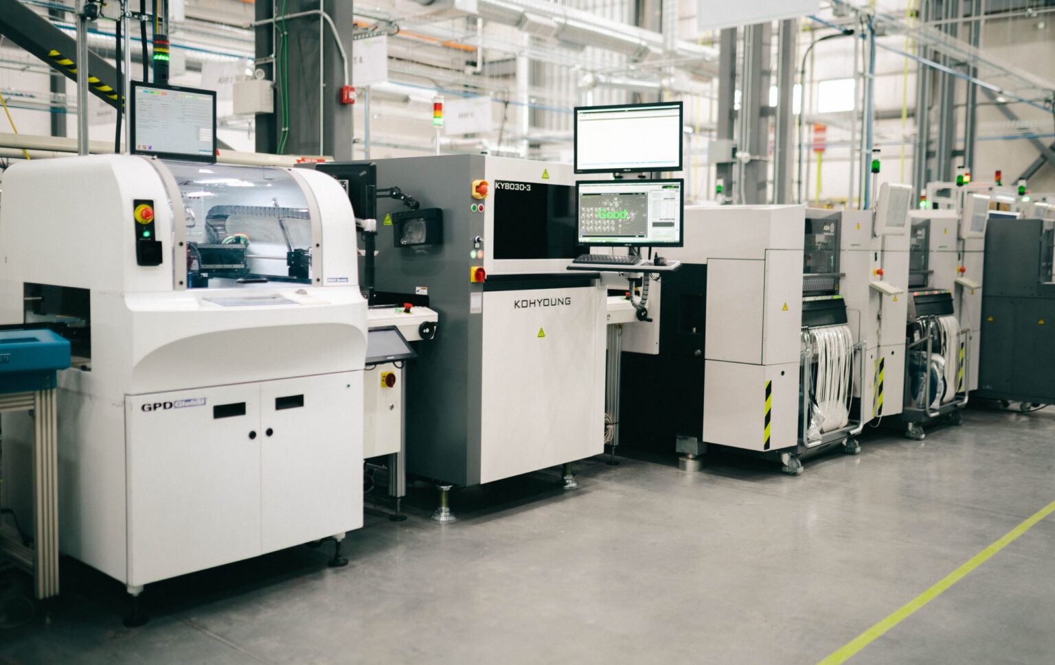 Dynamic Source Manufacturing The SMT Line as a Closed-Loop Control System